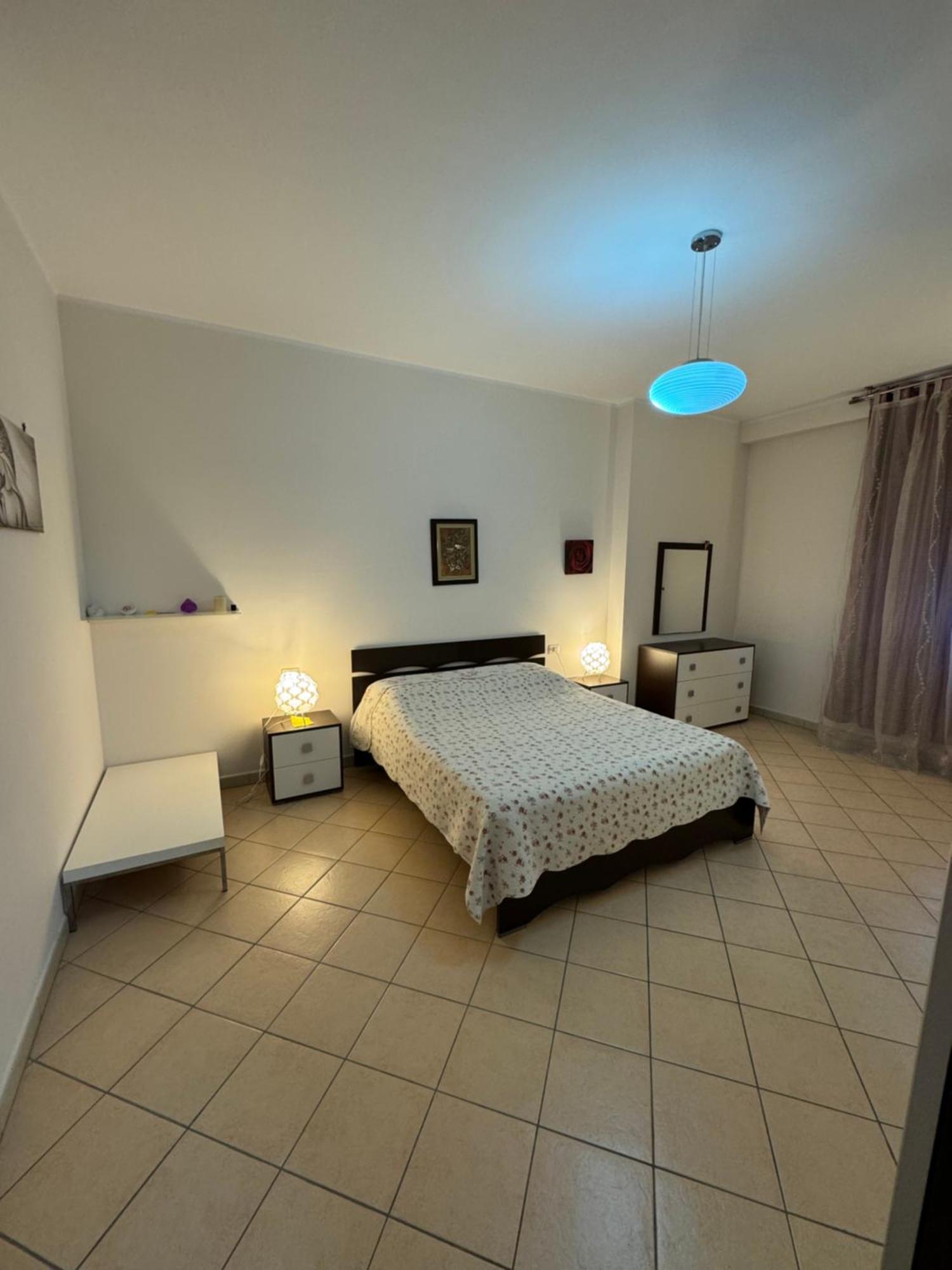 3 Bedrooms Apartment Shkoder Exterior photo